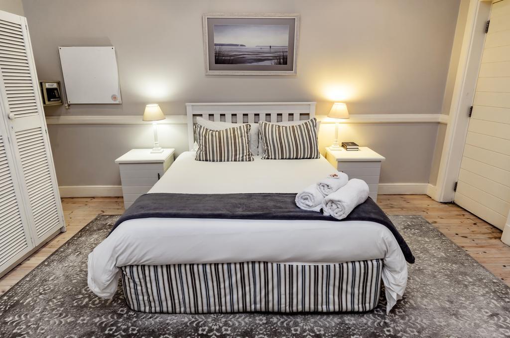 First Avenue Guesthouse 포트엘리자베스 외부 사진